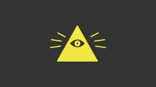 Žluté zednářské symbol Vševidoucí oko Boží ikona izolované na šedém pozadí. Oko Prozřetelnosti v trojúhelníku. Grafická animace pohybu videa 4K — Stock video