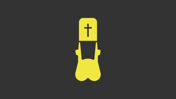 Icono del sacerdote amarillo aislado sobre fondo gris. Animación gráfica de vídeo 4K — Vídeo de stock