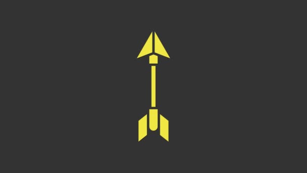Żółta ikona strzałki hipsterskiej odizolowana na szarym tle. 4K Animacja graficzna ruchu wideo — Wideo stockowe