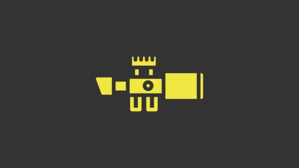 Žlutý odstřelovač optický zrak ikona izolované na šedém pozadí. Sniper scope cross shairs. Grafická animace pohybu videa 4K — Stock video