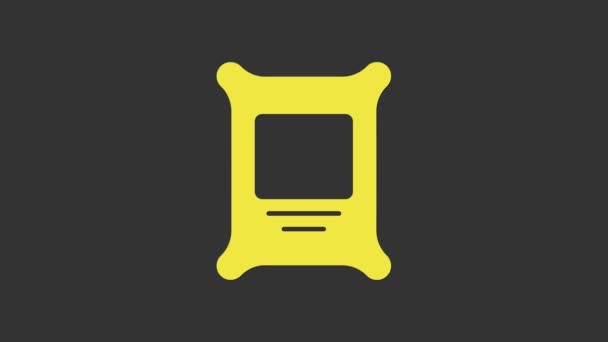 灰色の背景に隔離された黄色の肥料バッグアイコン。4Kビデオモーショングラフィックアニメーション — ストック動画