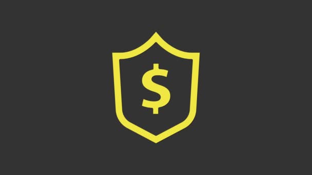 Escudo amarillo con símbolo de dólar icono aislado sobre fondo gris. Protección del escudo de seguridad. Concepto de seguridad monetaria. Animación gráfica de vídeo 4K — Vídeos de Stock
