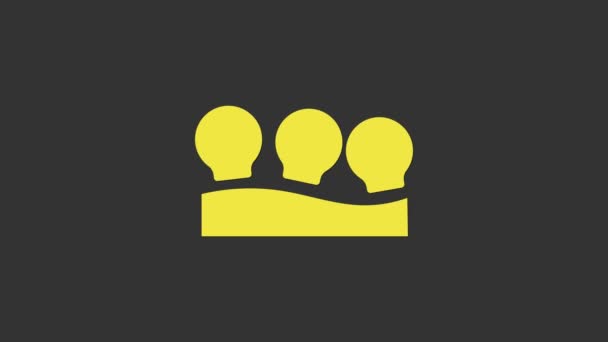 Κίτρινα δοχεία κενού απομονωμένα σε γκρι φόντο. Βαζάκια μασάζ για πρόσωπο και σώμα. Ιατρικές αντικυτταρικές κούπες. 4K Γραφική κίνηση κίνησης βίντεο — Αρχείο Βίντεο