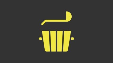 Sarı sauna kovası ve kepçe simgesi gri arka planda izole edilmiş. 4K Video hareketli grafik canlandırması