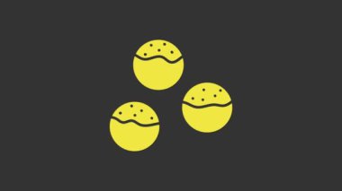 Sarı Takoyaki simgesi gri arkaplanda izole edildi. Japon sokak yemeği. 4K Video hareketli grafik canlandırması