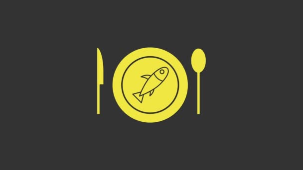 Żółta podana ryba na ikonie talerza wyizolowana na szarym tle. 4K Animacja graficzna ruchu wideo — Wideo stockowe