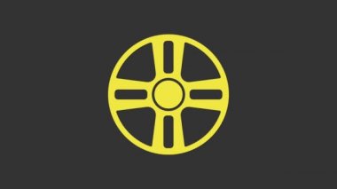 Gri arkaplanda izole edilmiş bir araba simgesi için sarı Alloy tekerleği. 4K Video hareketli grafik canlandırması