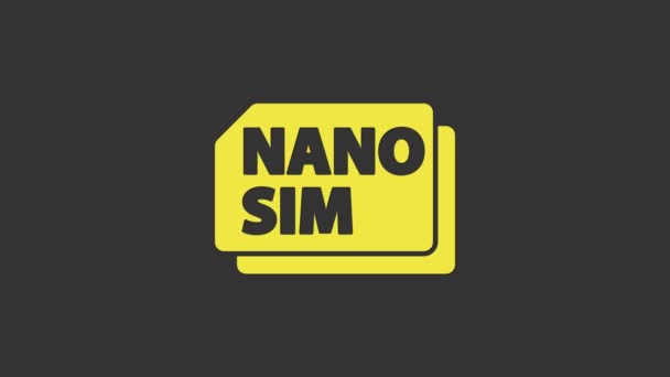 Pictograma Yellow Nano Sim Card izolată pe fundal gri. Tehnologii de comunicații mobile și wireless. Conexiune electronică cu cip de rețea. 4K Animație grafică în mișcare video — Videoclip de stoc