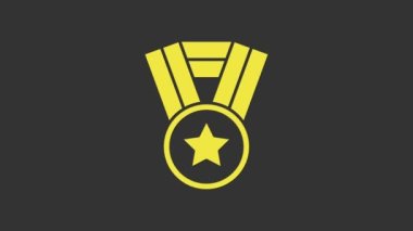 Sarı Madalya simgesi gri arkaplanda izole edildi. Kazanan başarı işareti. Ödül madalyası. 4K Video hareketli grafik canlandırması