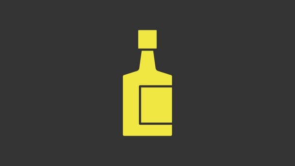 グレーの背景に黄色のテキラボトルのアイコンが隔離されています。メキシコのアルコール飲料。4Kビデオモーショングラフィックアニメーション — ストック動画