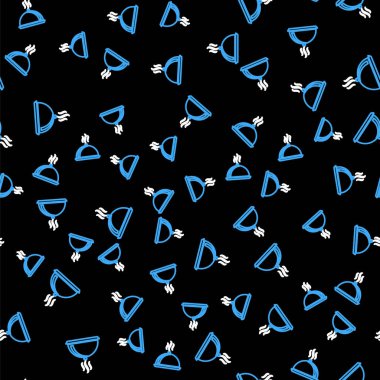 Bir tepsi yiyecek ikonu ile kaplanmış çizgi siyah arkaplanda izole edilmiş pürüzsüz desen. Tepsi ve kapak. Kapaklı bir restoran saati. Mutfak eşyaları sembolü. Vektör