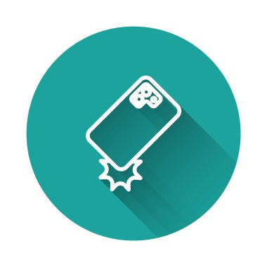 Beyaz çizgi şok geçirmez cep telefonu simgesi uzun gölge arkaplanı ile izole edildi. Yeşil daire düğmesi. Vektör