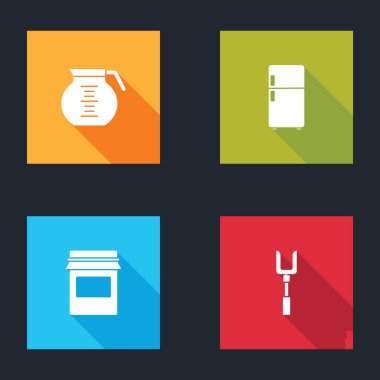 Kahve demliği, buzdolabı, reçel kavanozu ve barbekü çatalı ikonu. Vektör.