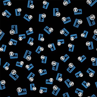 Kilit simgesine sahip çizgi kredi kartı siyah arkaplanda izole edilmiş kusursuz desen. Kilitli banka kartı. Güvenlik, güvenlik, koruma kavramı. Güvenli ödeme kavramı. Vektör