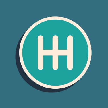 Yeşil Vites Şekil Değiştiren simgesi yeşil arkaplanda izole edildi. İletişim simgesi. Uzun gölge tarzı. Vektör