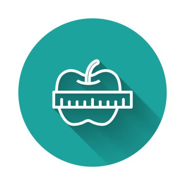 Beyaz çizgi Apple ve uzun gölge arkaplan izole edilmiş mezura simgesi. Fazla kilolu. Sağlıklı diyet menüsü. Fitness diyeti elması. Yeşil daire düğmesi. Vektör