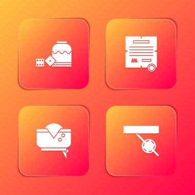 Korsan oyun zarları, ferman, parşömen, kaydırma, şapka ve göz bandı simgesi. Vektör.