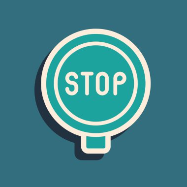 Yeşil Arkaplanda Yeşil Dur simgesi izole edildi. Trafik yönetmeliklerine göre dur işareti. Uzun gölge tarzı. Vektör