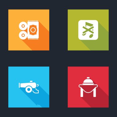 Geleneksel halıyı, Sözcüyü, Ramazan topunu ve masa yemeği ikonunu ayarla. Vektör