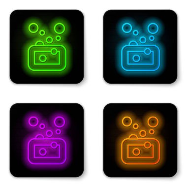 Parlayan neon hattı beyaz arkaplanda izole edilmiş sabun simgesi. Köpüklü sabun çubuğu. Siyah kare düğme. Vektör