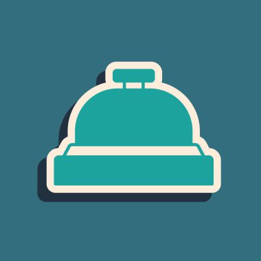 Yeşil Otel servis çanı simgesi yeşil arkaplanda izole edildi. Resepsiyon zili. Uzun gölge tarzı. Vektör