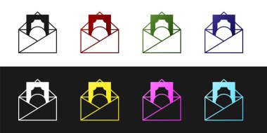 Zarfı siyah ve beyaz arkaplanda izole edilmiş bozuk para dolar sembolü simgesi ile ayarla. Maaş zammı, maaş bordrosu, tazminat geliri. Vektör