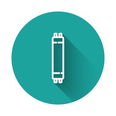 Beyaz çizgi uzun parlaklık floresan enerji tasarrufu uzun gölgeli izole lamba ikonu. Yeşil daire düğmesi. Vektör.