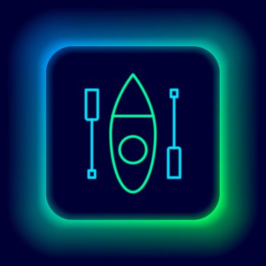 Parlayan neon hattı kano ve kürek simgesi siyah arkaplanda izole edildi. Balıkçılık ve turizm için kano. Açık hava aktiviteleri. Renkli taslak konsepti. Vektör