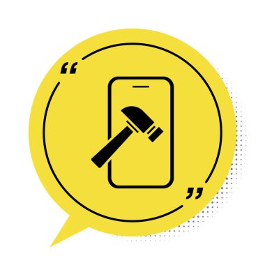 Kırık ekran simgesine sahip siyah akıllı telefon beyaz arkaplanda izole edildi. Parçalanmış telefon ekranı simgesi. Sarı konuşma balonu sembolü. Vektör
