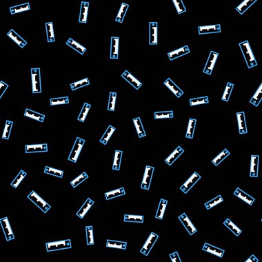 Çizgi cetvel simgesi siyah arkaplanda izole edilmiş. Düz sembol. Vektör