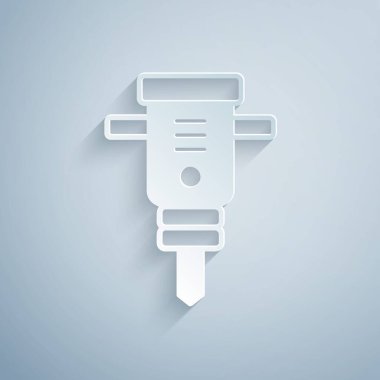 Kağıt kesiği inşaat matkabı simgesi gri arka planda izole edilmiş. Kağıt sanatı tarzı. Vektör