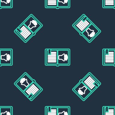 Satır Ses kitabı simgesi siyah arkaplanda izole edilmiş. Ses rehberi işareti. Çevrimiçi öğrenme kavramı. Vektör