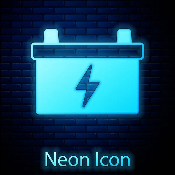 Gloeiende Neon Auto Batterij Pictogram Geïsoleerd Baksteen Muur Achtergrond Accumulator — Stockvector