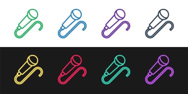 Siyah beyaz arkaplanda mikrofon simgesini ayır. Radyodaki mikrofondan. Sözcü işareti. Vektör