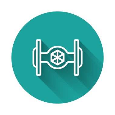 Beyaz çizgi kozmik gemi simgesi uzun gölge arkaplanı ile izole edildi. Yeşil daire düğmesi. Vektör