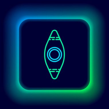 Parlayan neon hattı kano ve kürek simgesi siyah arkaplanda izole edildi. Balıkçılık ve turizm için kano. Açık hava aktiviteleri. Renkli taslak konsepti. Vektör