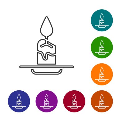 Siyah çizgi Aroma mum simgesi beyaz arkaplanda izole edildi. Simgeleri renk daire düğmelerine ayarla. Vektör.