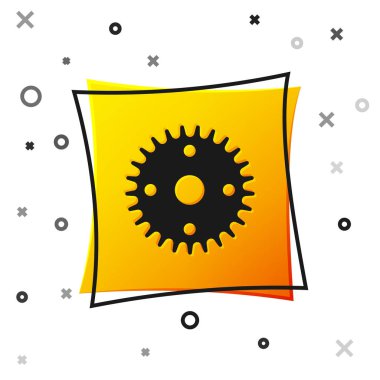 Siyah Dişli simgesi beyaz arkaplanda izole edildi. Çarklı teçhizat ayarları. İşçi sembolü. Sarı kare düğme. Vektör.