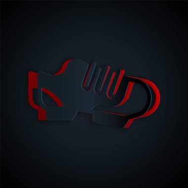 Kağıt kesiği Triatlon bisiklet ayakkabısı ikonu siyah arka planda izole edilmiş. Spor ayakkabılar, bisiklet ayakkabıları. Kağıt sanatı tarzı. Vektör.