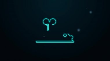 Parlayan neon hattı Clockwork fare simgesi siyah arkaplanda izole edildi. Fare oyuncağı ol. 4K Video hareketli grafik canlandırması