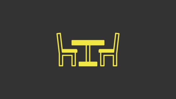 Mesa de madera amarilla con icono de silla aislada sobre fondo gris. Café de la calle. Animación gráfica de vídeo 4K — Vídeos de Stock