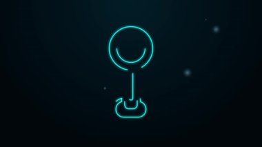 Parlayan neon hat trafik levhası. Siyah arkaplanda sinyal simgesi izole edildi. İşaretçi sembolü. İzole sokak bilgi levhası. Yön tabelası. 4K Video hareketli grafik canlandırması
