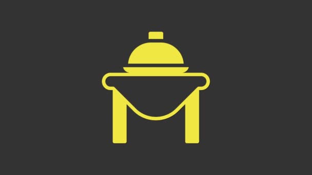 Icono de comida de mesa amarilla aislado sobre fondo gris. Animación gráfica de vídeo 4K — Vídeo de stock
