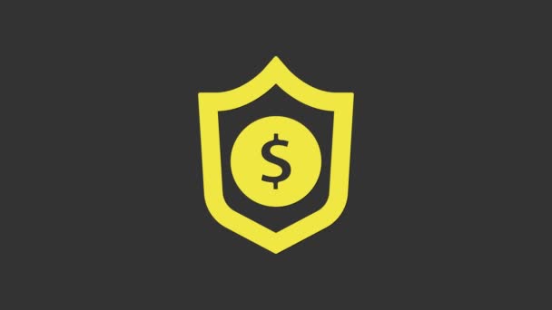 Žlutý štít s ikonou symbolu dolaru izolovaný na šedém pozadí. Ochranný štít. Koncept zabezpečení peněz. Grafická animace pohybu videa 4K — Stock video