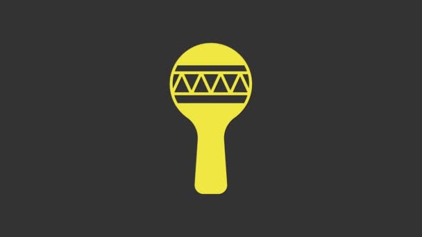 Icono amarillo de Maracas aislado sobre fondo gris. Instrumento de música maracas mexicano. Animación gráfica de vídeo 4K — Vídeos de Stock