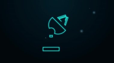 Parlayan neon hattı uydu çanağı simgesi siyah arkaplanda izole edildi. Radyo anten, astronomi ve uzay araştırması. 4K Video hareketli grafik canlandırması