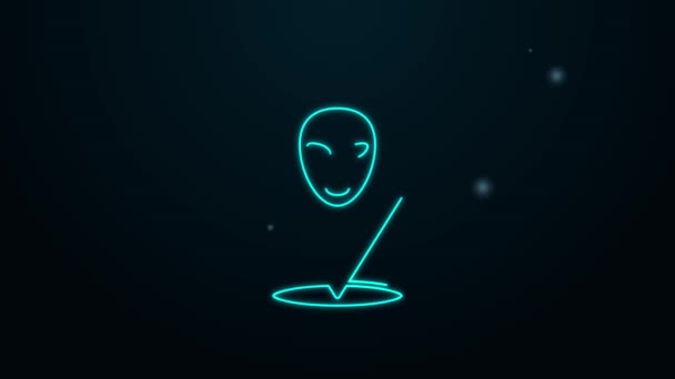 Сяюча неонова лінія Інопланетна піктограма ізольована на чорному тлі. Позаземний інопланетний символ обличчя або голови. 4K Відео рух графічна анімація — стокове відео