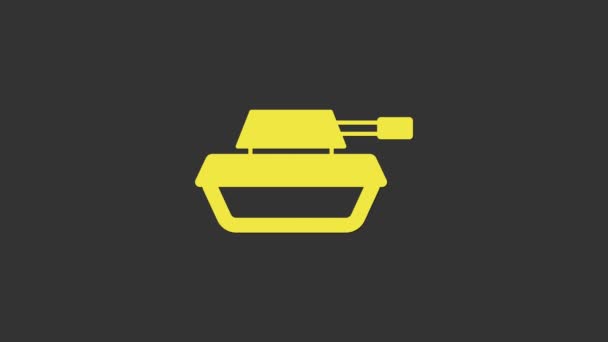 Icono de tanque militar amarillo aislado sobre fondo gris. Animación gráfica de vídeo 4K — Vídeos de Stock