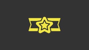 Sarı Yıldız askeri ikonu gri arka planda izole edildi. Askeri rozetler. Ordu bantları. 4K Video hareketli grafik canlandırması