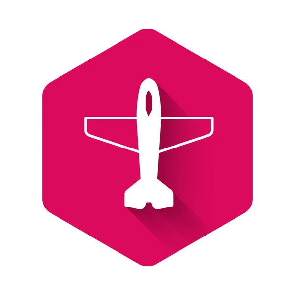 White Plane icon isolated with long shadow background. Flying airplane icon. Airliner sign. Pink hexagon button. Vector — Stock vektor